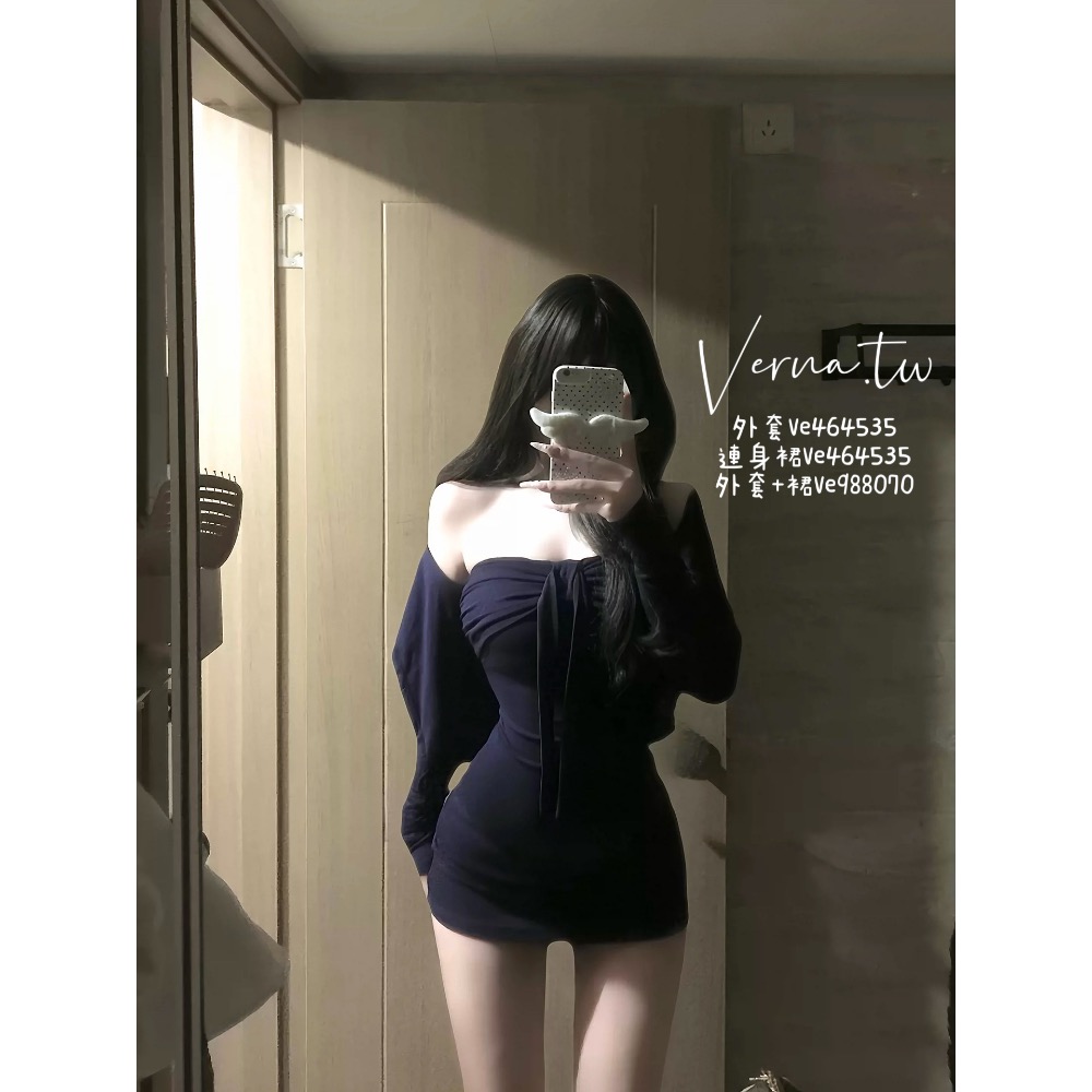 純欲氛圍 ‘𝓜𝓲𝓭𝓷𝓲𝓰𝓱𝓽 𝓑𝓸𝔀 🦋 深藍連身裙+小外套-細節圖4
