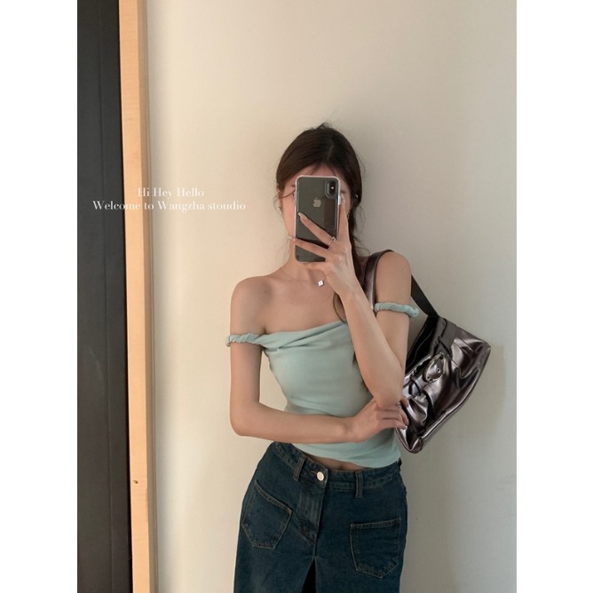 小紅書熱門款上衣 小眾設計款扭扭結一字領素色緊身顯瘦背心吊帶 扭結吊帶背心 扭結吊帶-細節圖2