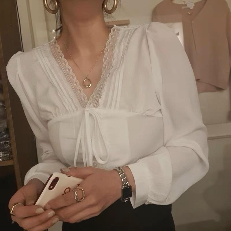 𝐄＇𝐧𝐞𝐬 🇰🇷｜維納斯女神𝒈𝒐𝒅𝒅𝒆𝒔𝒔 𝒗𝒆𝒏𝒖𝒔｜法式白色蕾絲雪紡上衣-細節圖3