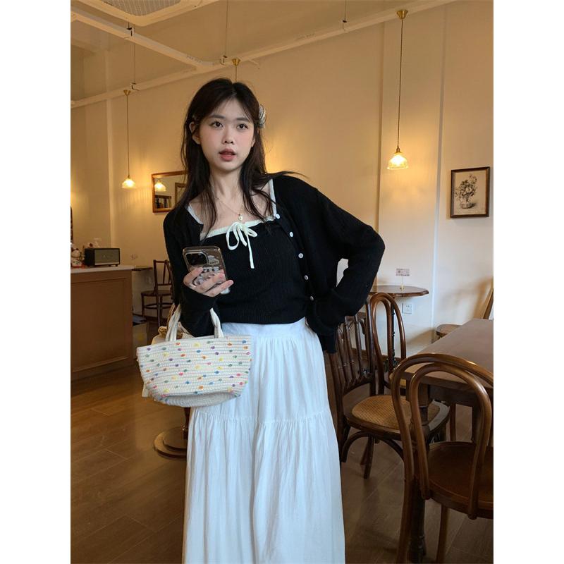 E’nes 🇰🇷夏綠蒂花季 復古小可愛套裝（吊帶背心+小外套）-細節圖6