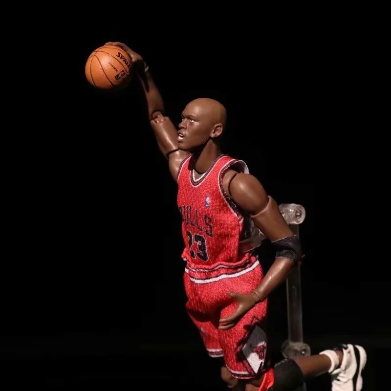 惠美玩品 現貨 歐美系列 其他 公仔 2105 籃球明星 maf喬丹 23號紅衣 Michael Jordan 可動-細節圖3