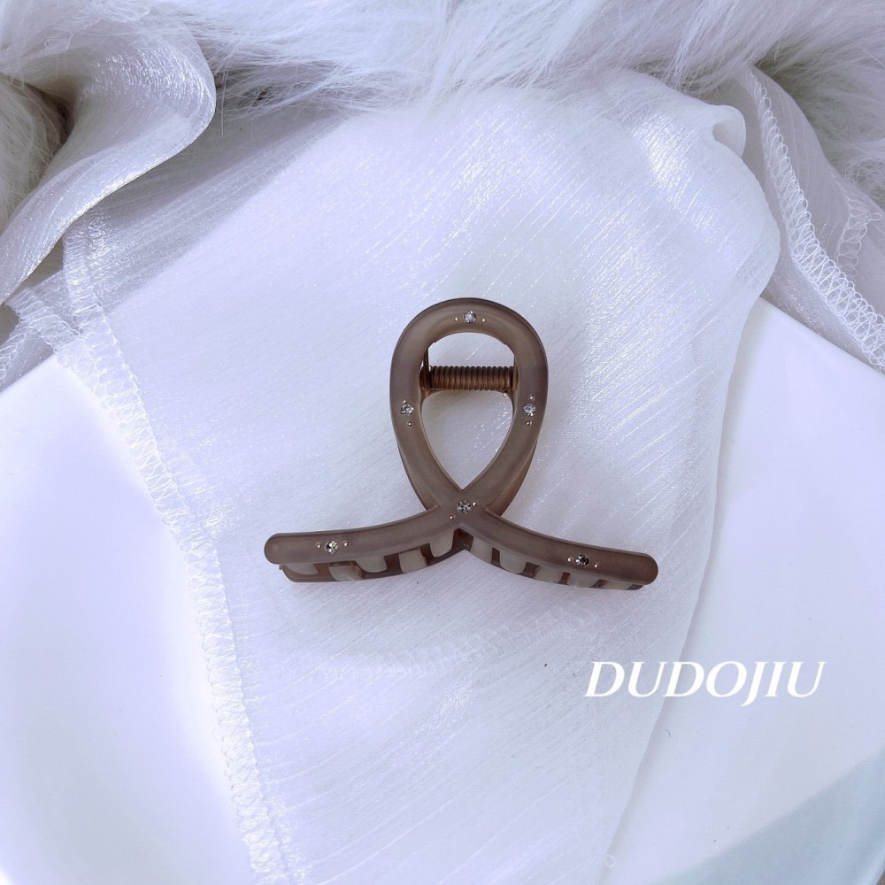DUDOJIU♡｜🇰🇷正韓飾品✈️ 韓國帶回 ♡閃閃水鑽磨沙髮夾 鯊魚夾 抓夾-細節圖4