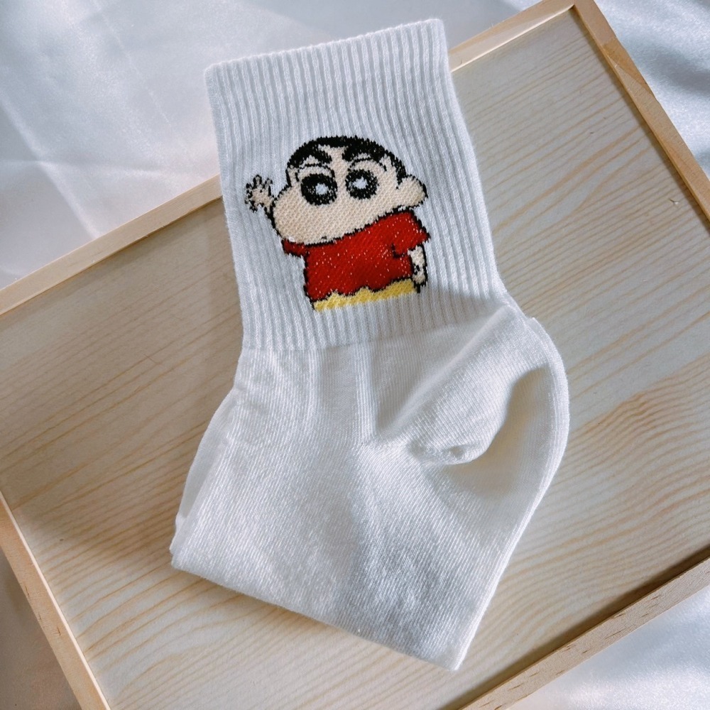 DUDOJIU♡｜🇰🇷韓國襪子 蠟筆小新系列仰角角色中筒襪 正韓 男襪女襪 長襪 韓襪 韓國襪-細節圖2