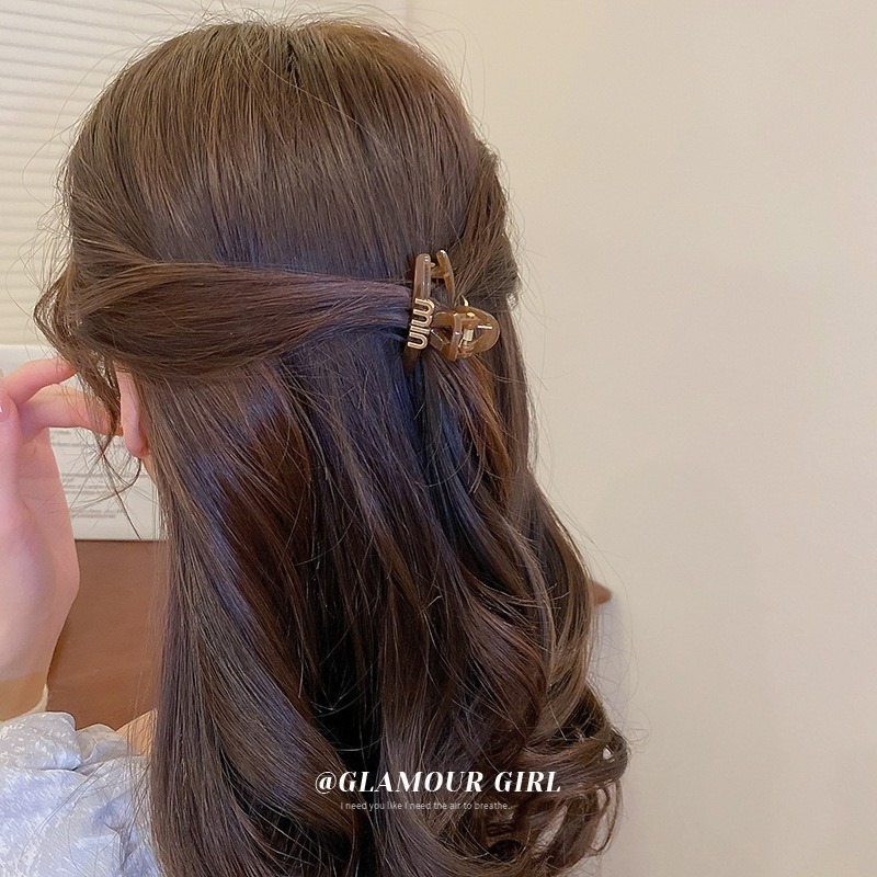 DUDOJIU♡｜🇰🇷正韓飾品✈️ 韓國帶回 ♡min字母亞克力小抓夾 髮夾-細節圖2