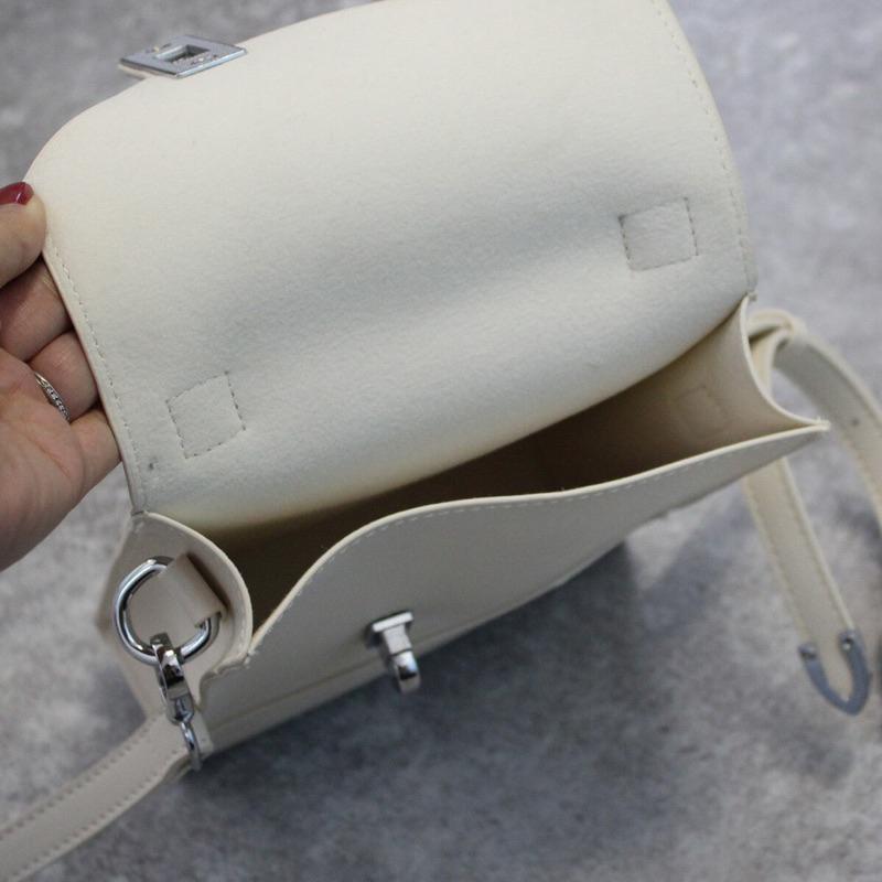 橙澄S-「日本直運」日本設計新穎2way單肩包-細節圖4