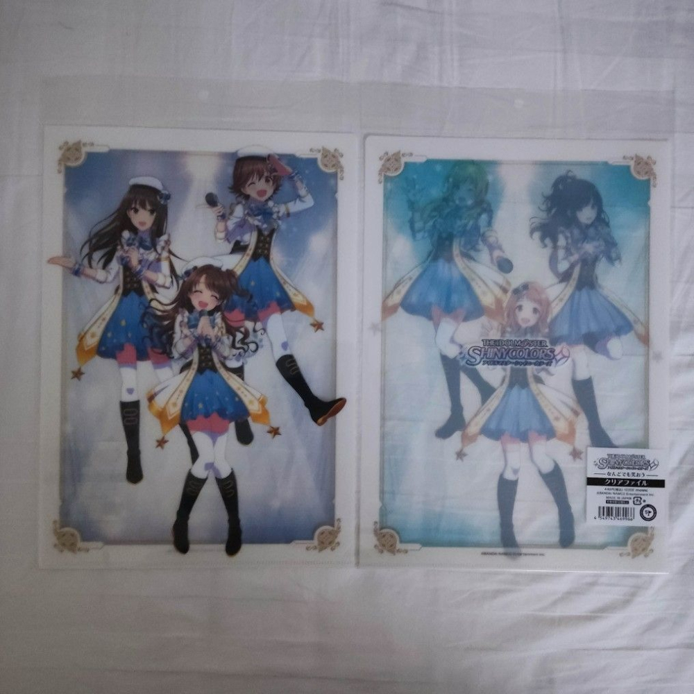 (現貨)【偶像大師 星光舞台】 A4資料夾 「なんどでも笑おう 2」渋谷凛＆島村卯月＆本田未央【日本進口精品】-細節圖2