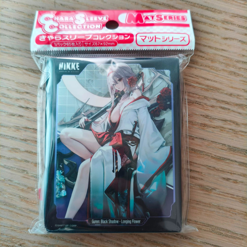 (現貨)勝利女神：妮姬 官方角色收集卡套 紅蓮：暗影-蓮花 卡套包 （1包65入）-細節圖2