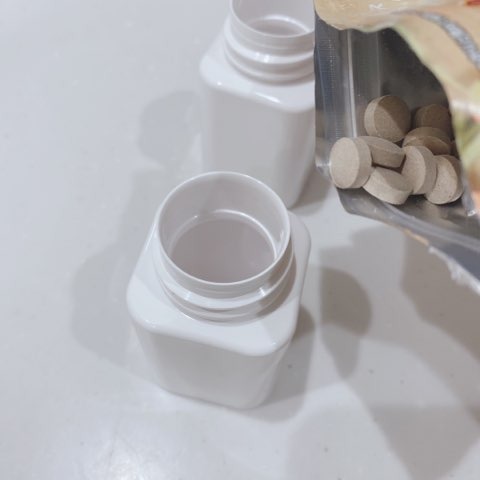 ★姐就是愛shopping★現貨+預購 日本直送 大創 藥罐分裝 藥罐瓶 藥罐子 藥罐收納 藥罐盒 藥罐瓶隨身 分裝專用-細節圖5