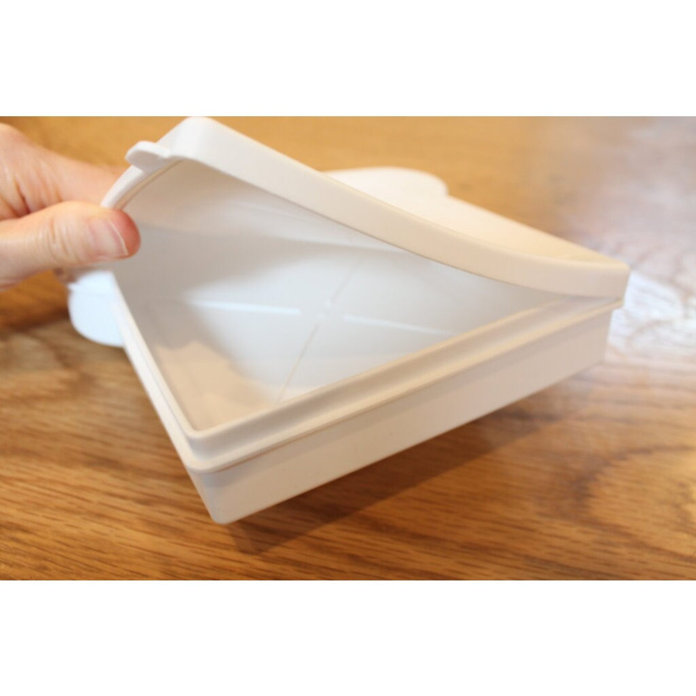 ★姐就是愛shopping★ 大創DIASO 日本製 吐司收納盒 吐司攜帶盒 三明治盒-細節圖5