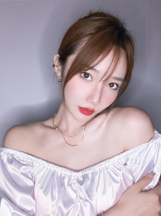 小眾氣質高級滿天星美人魚純銀天然強光珍珠金色鎖骨項鍊-細節圖3