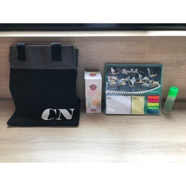 辦公用品三件組(保溫杯、便利貼、隨身袋)-細節圖2