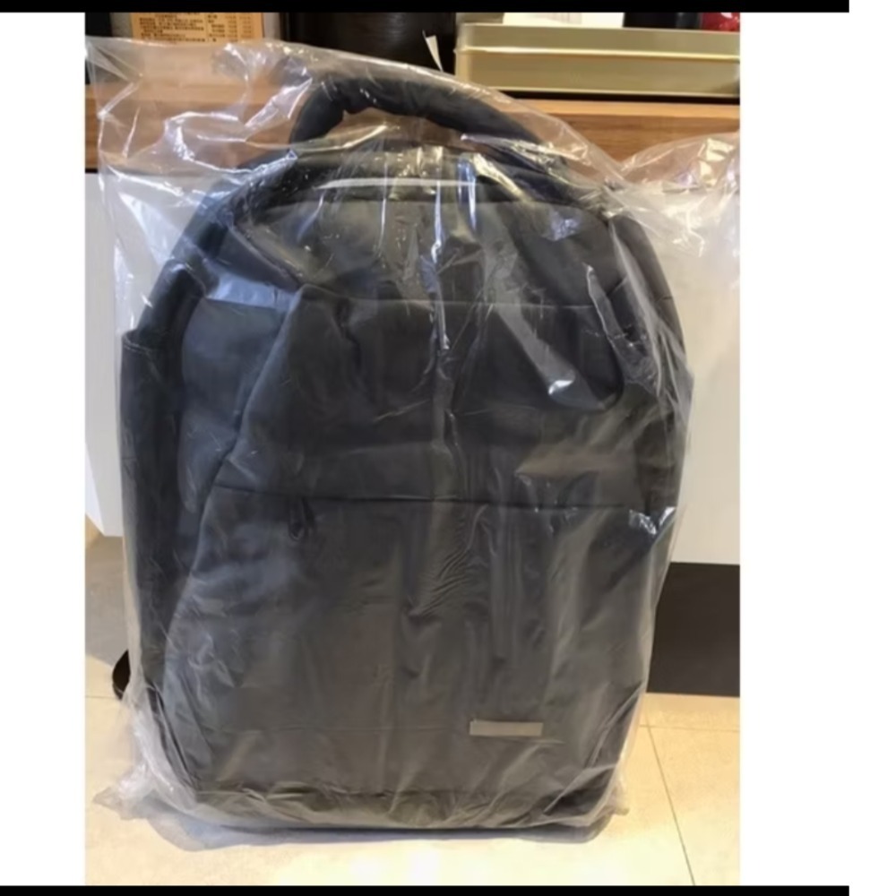 【eminent 萬國通路】16吋 休閒兩用電腦後背包 WX61E(灰色）-細節圖2
