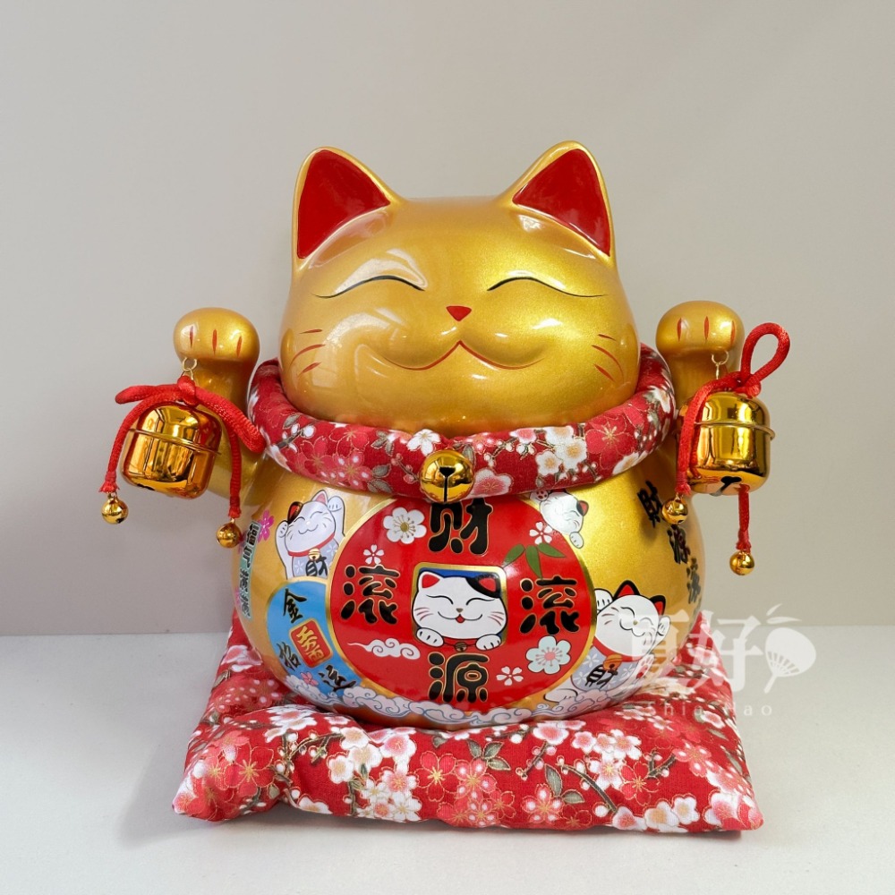 【𝑺𝒉𝒊𝒂 𝑯𝒂𝒐 夏好】現貨✨陶瓷小招財貓存錢筒｜繽紛祝福款 多色可選 桌上擺飾 招財開運小物 送禮-規格圖7