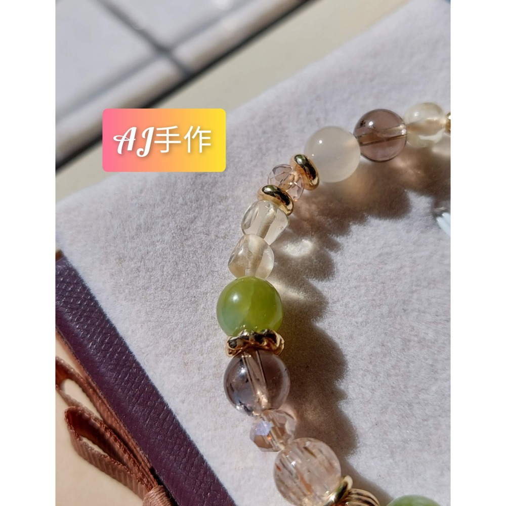 AJ手作❤️，🌹🍃【💕玫瑰綠色莊園】手鍊 🍃🌹，黑金超七 茶晶 奶蓋岫玉 安德森拉長 白月光 ..保色14k金-細節圖8