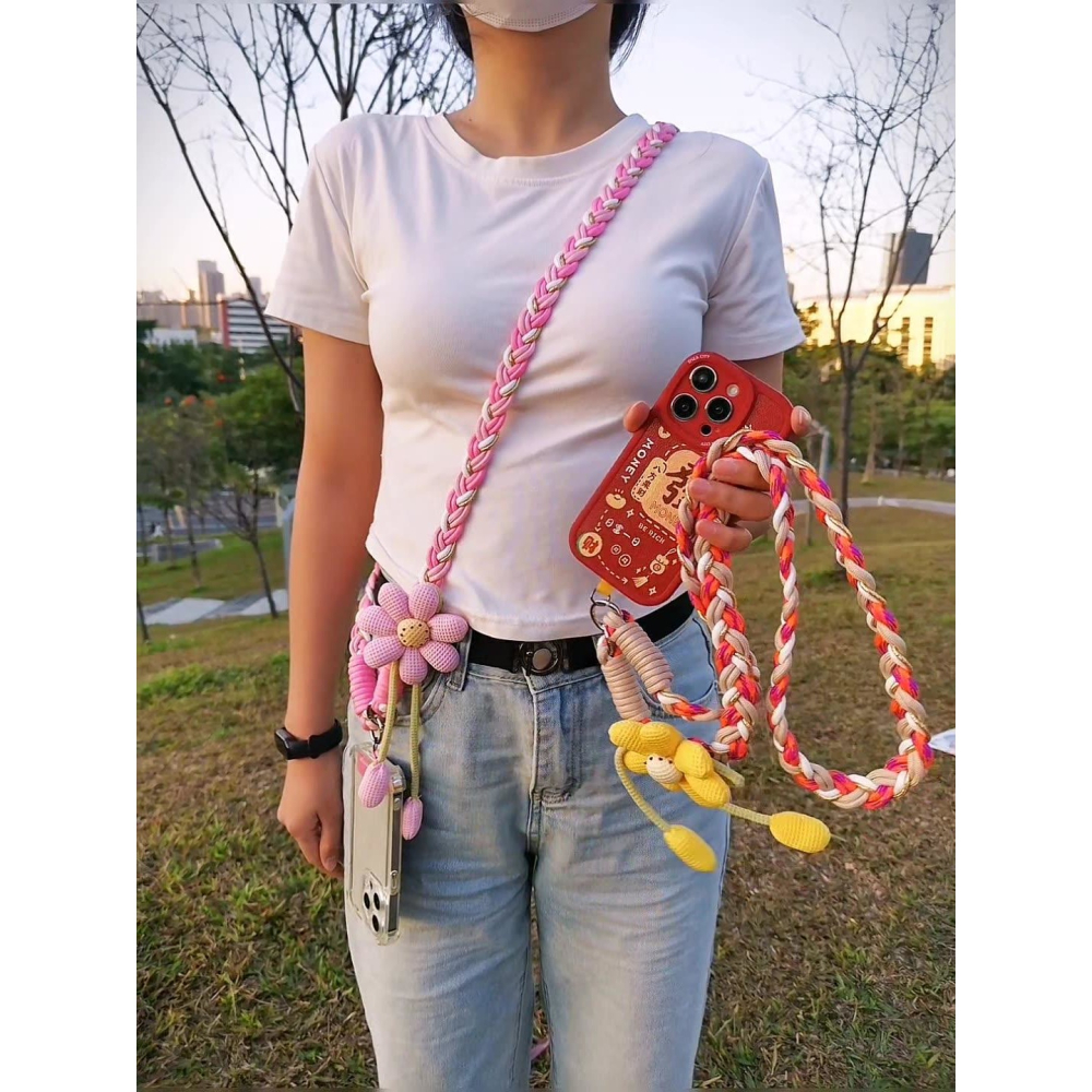 【現貨】花朵手工編織繩結實斜背手機掛繩-細節圖7