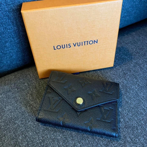 LV 路易威登 VICTORINE 黑色壓紋 三折短夾 皮夾 錢包 錢夾 M64060 零錢包 鈔票夾 卡夾