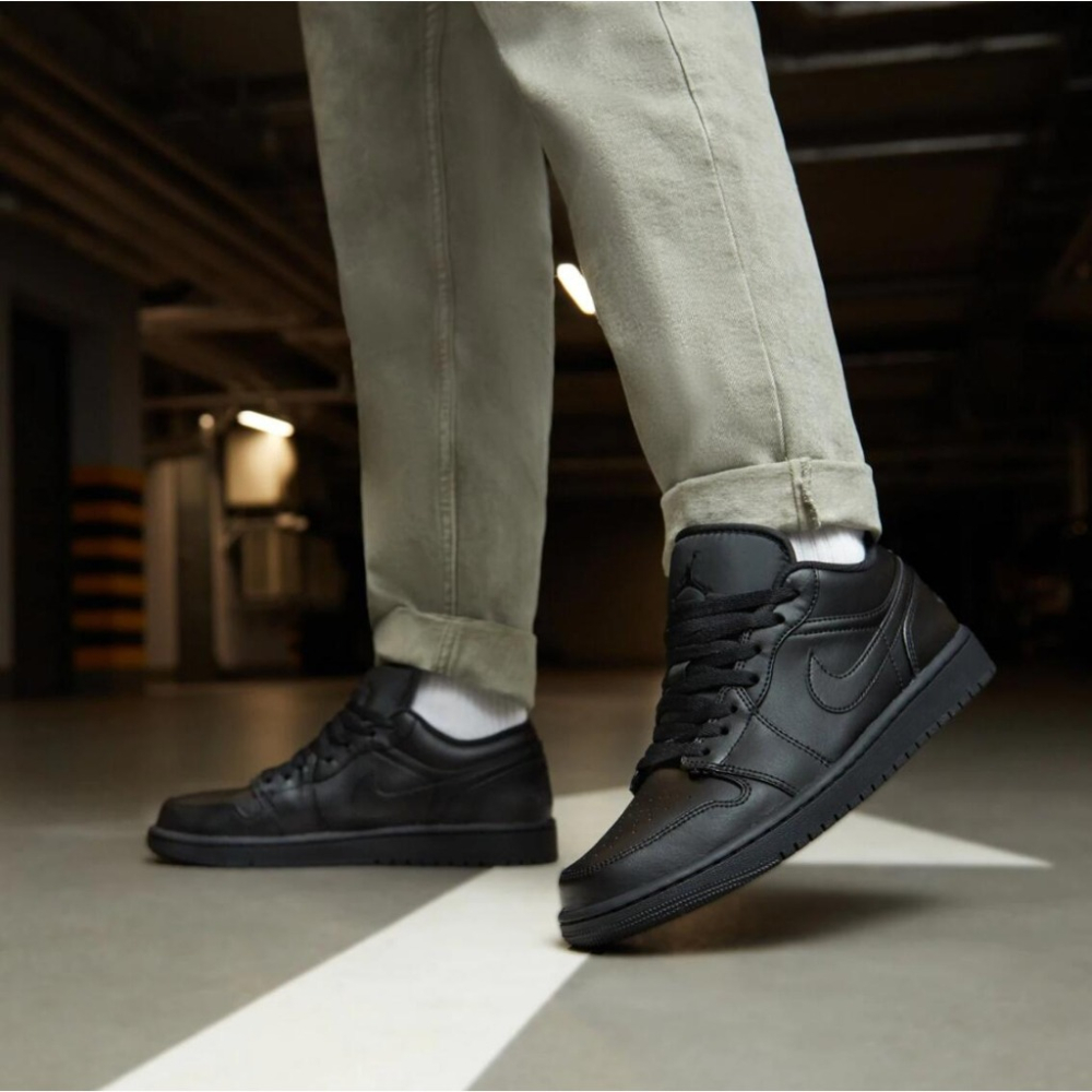 Nike Air Jordan 1 Low Triple Black 全黑 男女款 553558-093-細節圖3