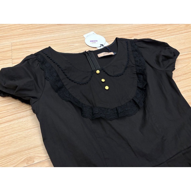 全新 專櫃 epanouir 金釦蕾絲公主袖修身洋裝 原價$3980 吊牌未拆-細節圖6