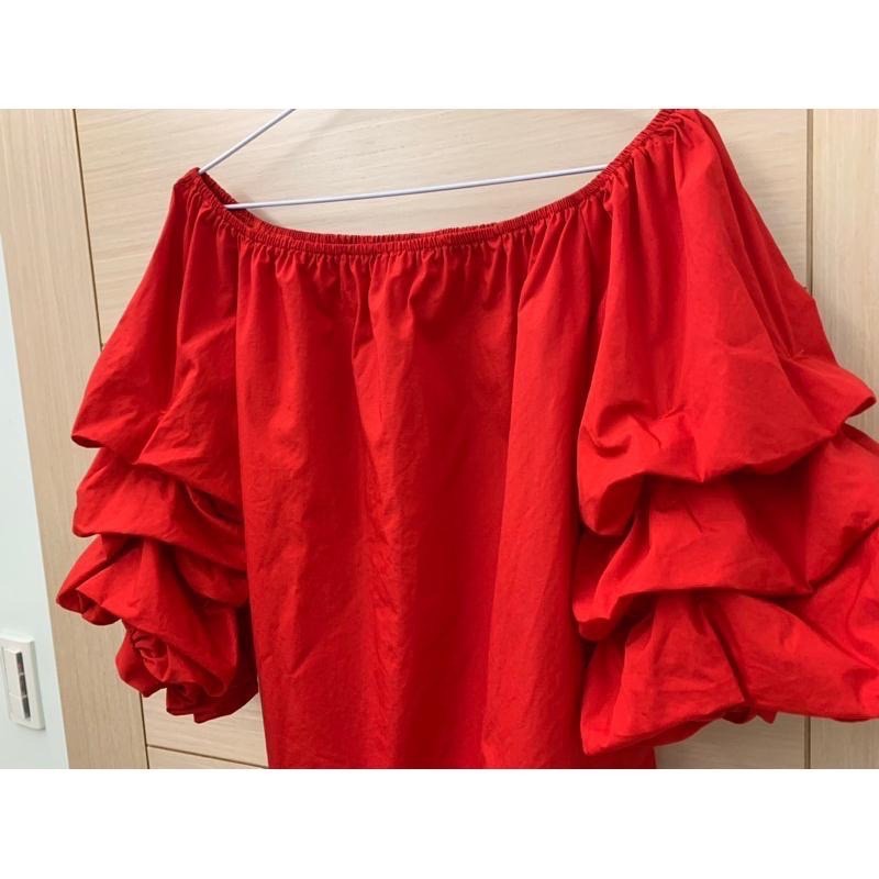 全新 燈籠蓬蓬袖一字領上衣-原價$890 吊牌未拆-細節圖2