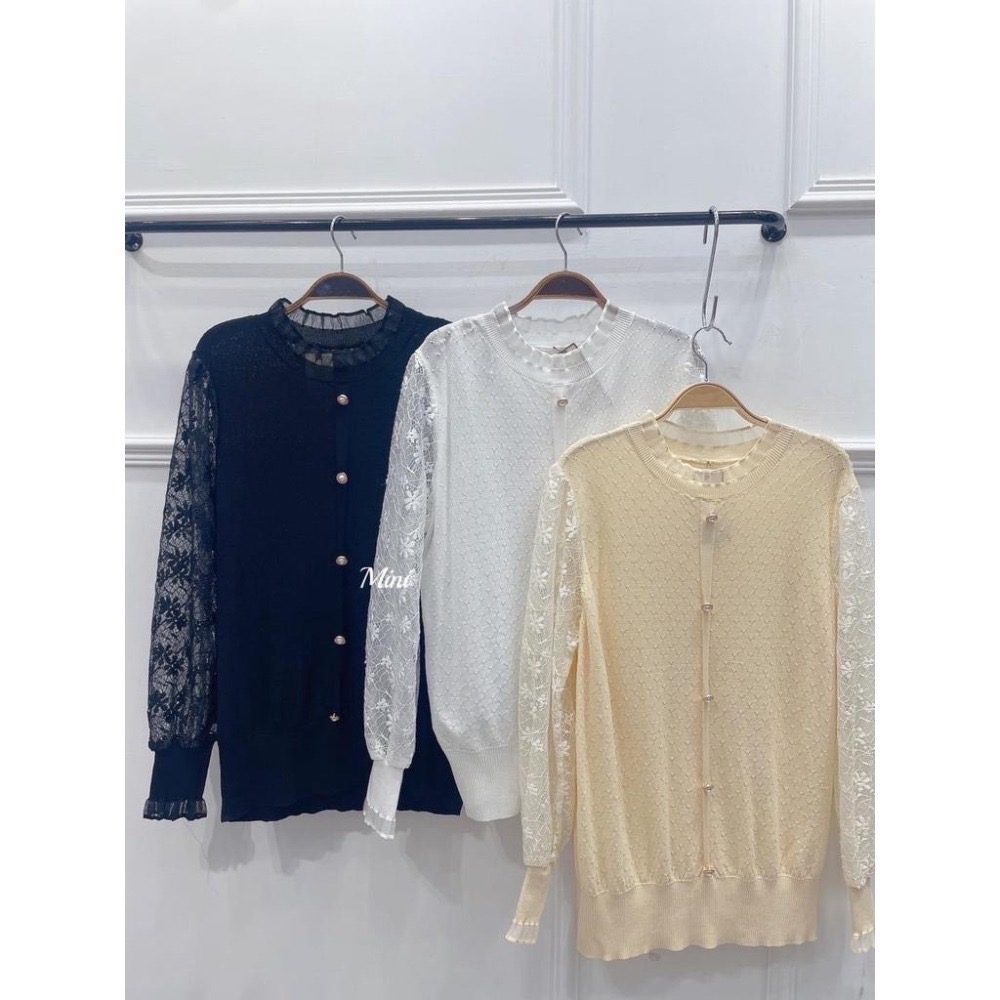 全新-珍珠釦袖拼蕾絲木耳領透膚針織上衣 杏色-細節圖4