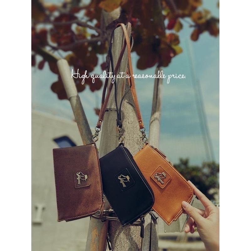 全新 1/2princess二代復古皮革品牌簡約風格手拿包 手機包 護照包 卡其-細節圖9