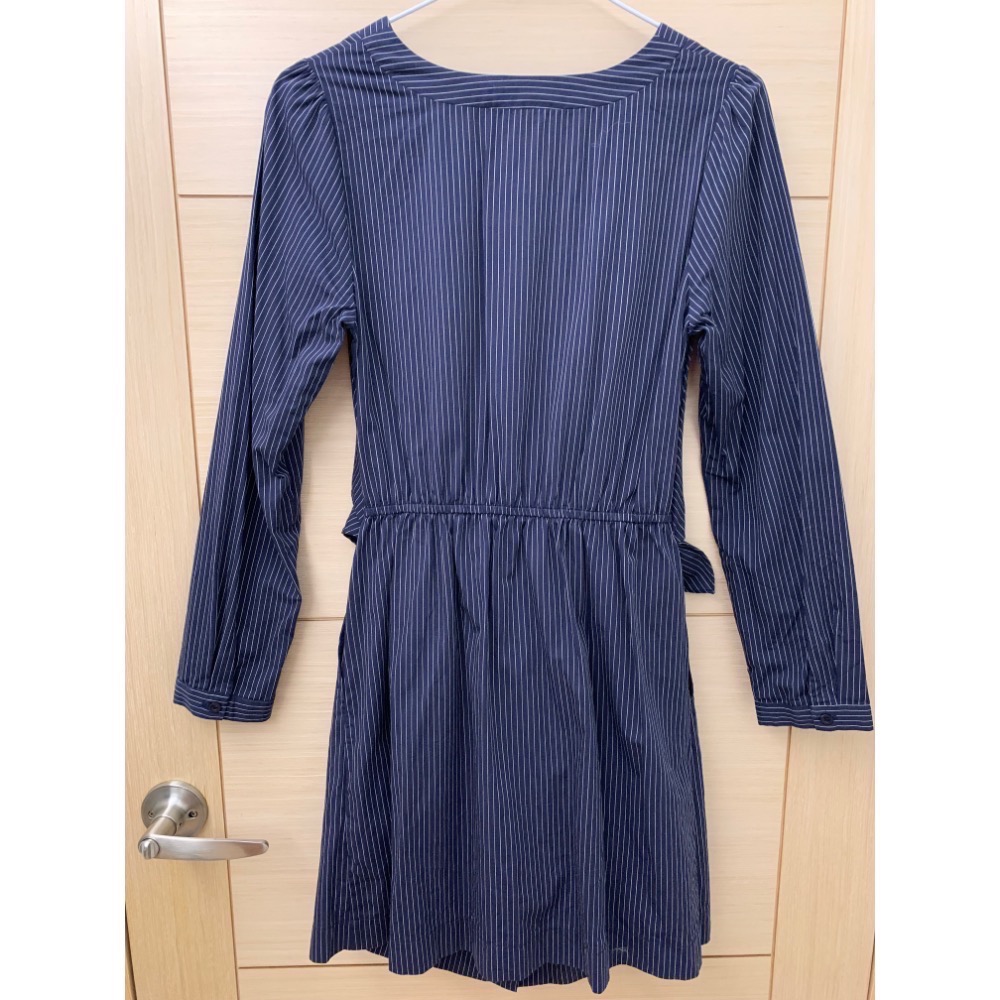 全新 epanouir 側綁帶排釦假兩件V領條紋洋裝 原價$2980 吊牌未拆-細節圖5