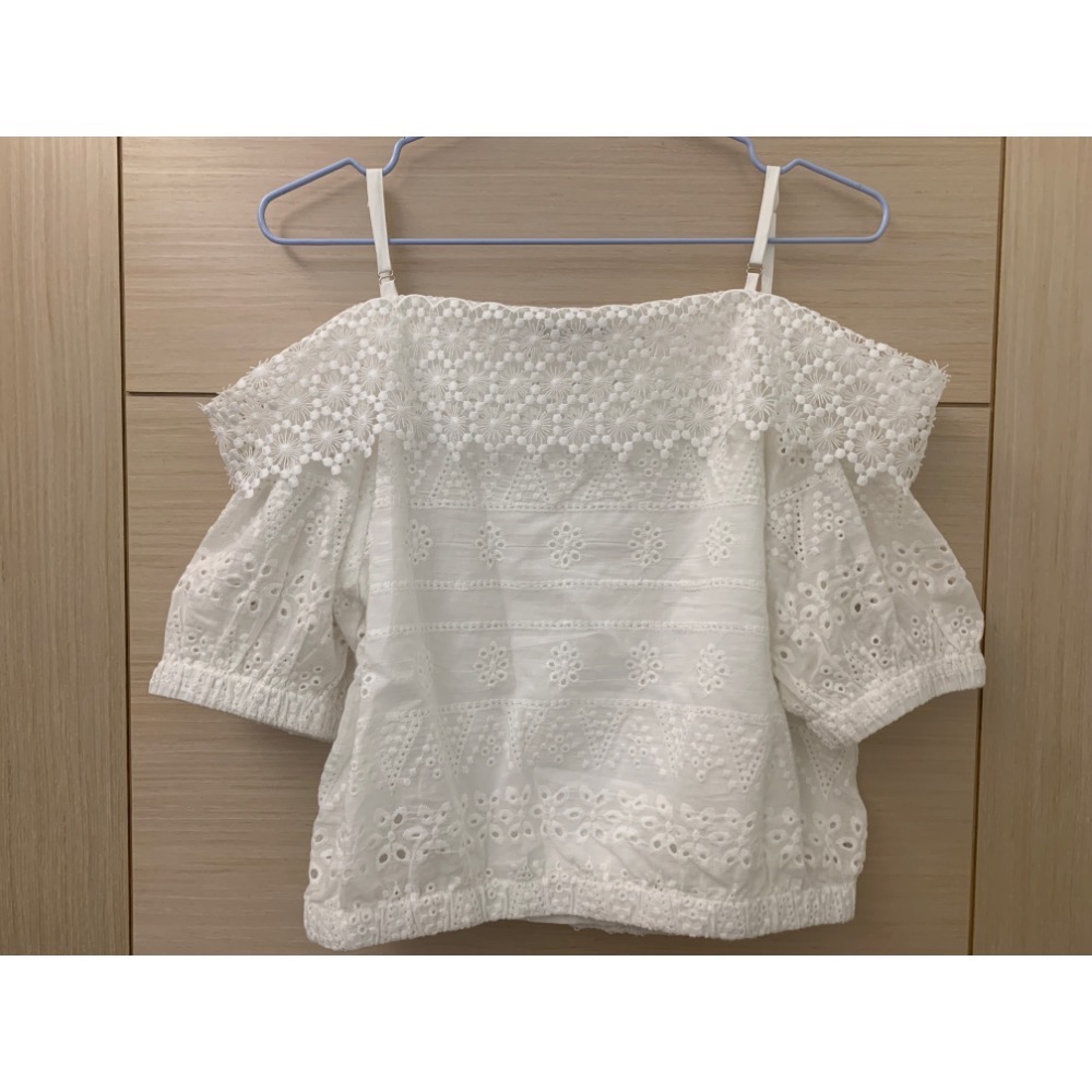 全新 MOMA 蕾絲小吊帶露肩上衣 原價$1580 吊牌未拆-細節圖6