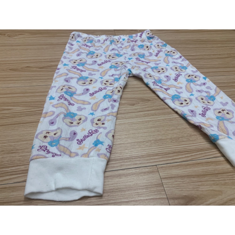 二手極新 迪士尼卡通 七分袖七分褲呼吸棉冷氣衫 薄長袖 居家服 套裝 衣標110約90cm可穿 二款 童裝-細節圖7