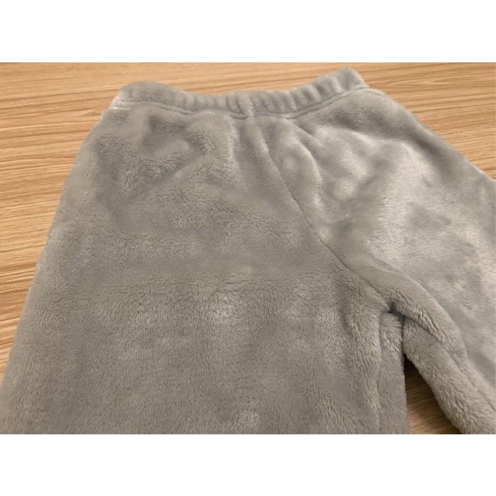 二手極新 NU V 兒童幼兒男童女童 企鵝珊瑚絨保暖套裝 （中性款） 100cm 童裝-細節圖8