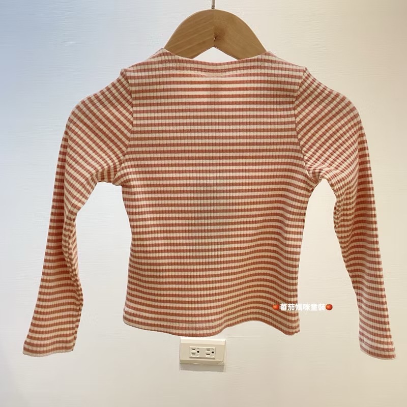 全新 香水娜娜 兒童女童幼兒蝴蝶結領坑條針織上衣 約100cm 原價$399 童裝-細節圖7