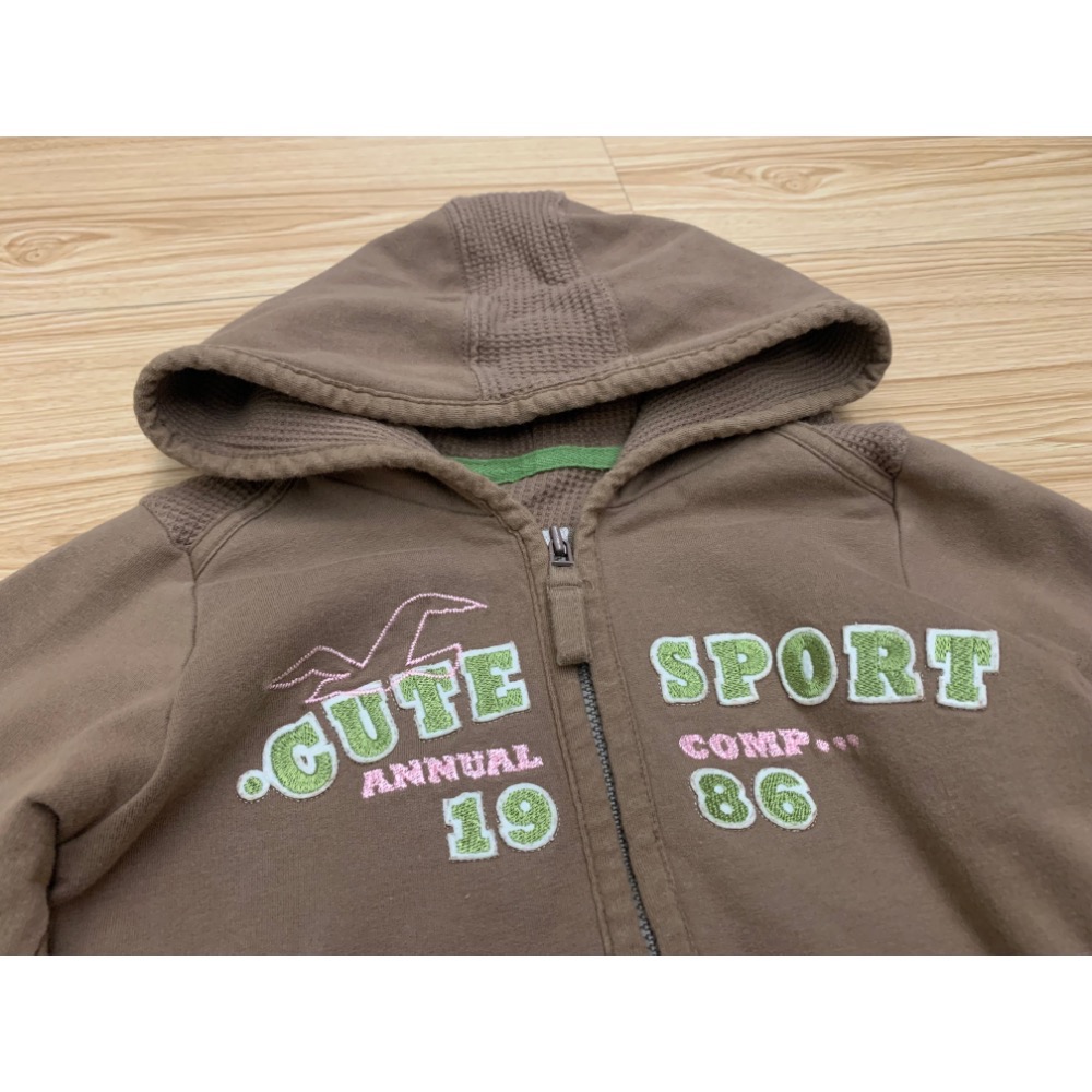 二手保存良好 MARKS & SPENCER 英國 M&S 兒童幼兒 英文字母拼縫綁帶長版連帽外套 90cm 童裝-細節圖2