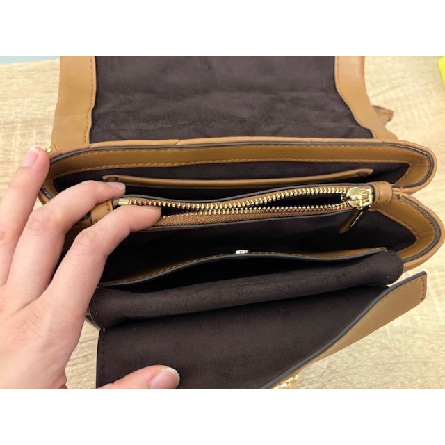 二手近全新 Michael Kors Cece 鍊帶包 焦糖色 MK 斜背鏈條包 肩背包 韓劇夫妻的世界 韓素希同款-細節圖6