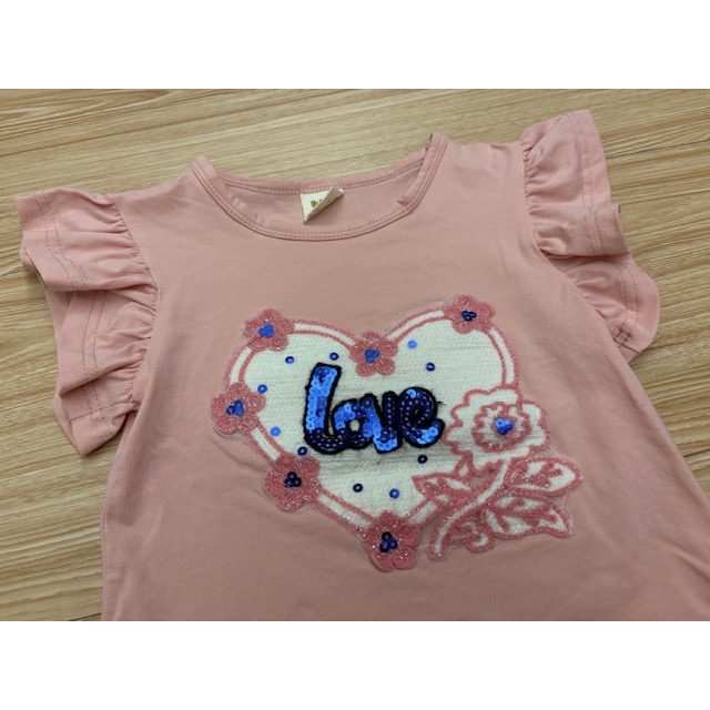 全新 daily daily 兒童幼兒女童 DAYI 拼布刺繡英文字母荷葉袖上衣 二款 棉質T恤 約90cm 童裝-細節圖5