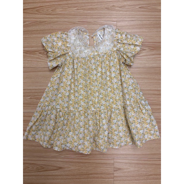 二手近全新 香水娜娜 兒童幼兒女童 蕾絲翻領碎花洋裝 90cm 連身裙 童裝-細節圖6