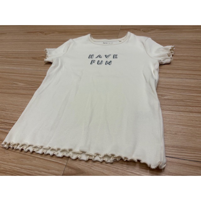 全新 NEXT 女童兒童 英文字木耳邊坑條彈力休閒上衣 5-6y / 116cm 大童童裝-細節圖2