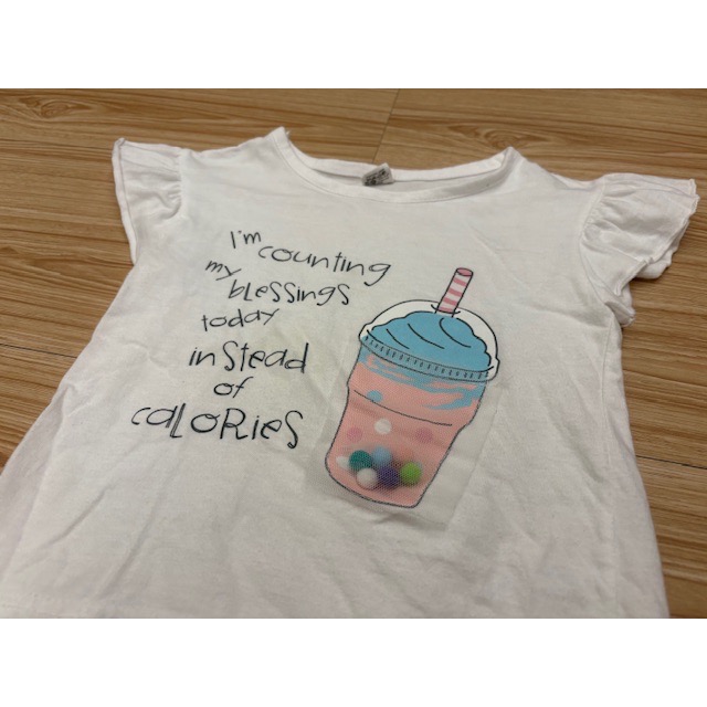 二手保存良好 韓國 milk bebe 兒童幼兒女童 立體飲料毛球珍珠上衣 T恤 約100cm 童裝-細節圖2