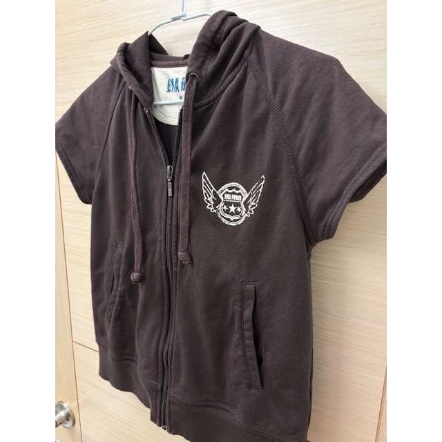 二手少穿 EMA 徽章印花毛圈休閒連帽外套 連帽上衣 小外套-細節圖2