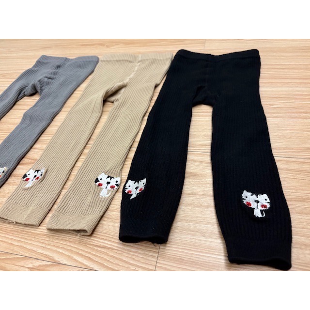 （客訂4件）二手很新 兒童幼兒女童 動物刺繡保暖毛料褲襪 三件合售 約90～100cm、刷色刷破蝴蝶結牛仔褲 約90cm-細節圖2