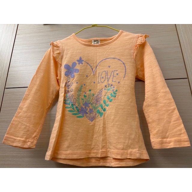 全新 DAYI 兒童幼兒女童 花草閃亮印花荷葉肩上衣 T恤 約100cm 童裝-細節圖2