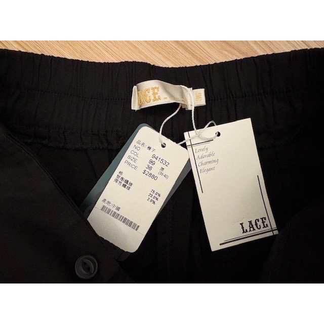 全新 專櫃 Lace 腰部釦飾休閒八分褲 原價$2880 吊牌未拆 上班族-細節圖7