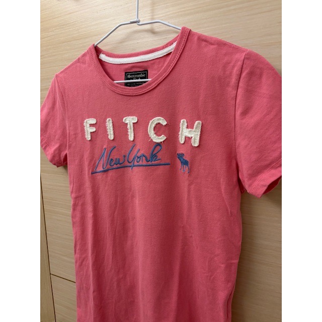 二手很新 Abercrombie & Fitch 刺繡縫布上衣 短袖T恤 A&F-細節圖2