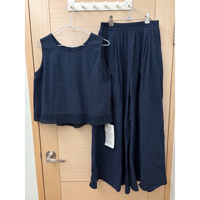 全新 背後簍空設計下擺燒花棉麻背心 + 棉麻寬褲 二件式套裝 吊牌未拆 褲裙-細節圖6