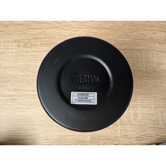 全新 THERMOS 膳魔師 不鏽鋼真空食物悶燒罐 時尚菱格 470ML 附湯匙 SK3000 保溫瓶-細節圖5