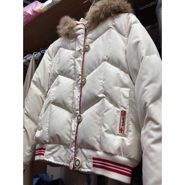 專櫃 品牌 假兩件拼色羽絨外套-細節圖3