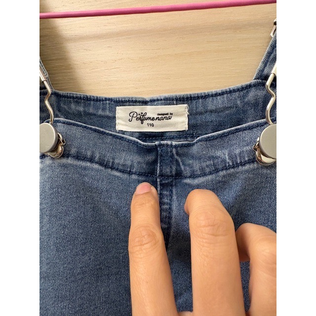 全新 香水娜娜 兒童口袋牛仔吊帶裙 110cm 童裝 牛仔背心裙 女童小童-細節圖4