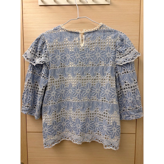 全新 正韓 BELITA 鏤空布蕾絲燒花上衣-細節圖4