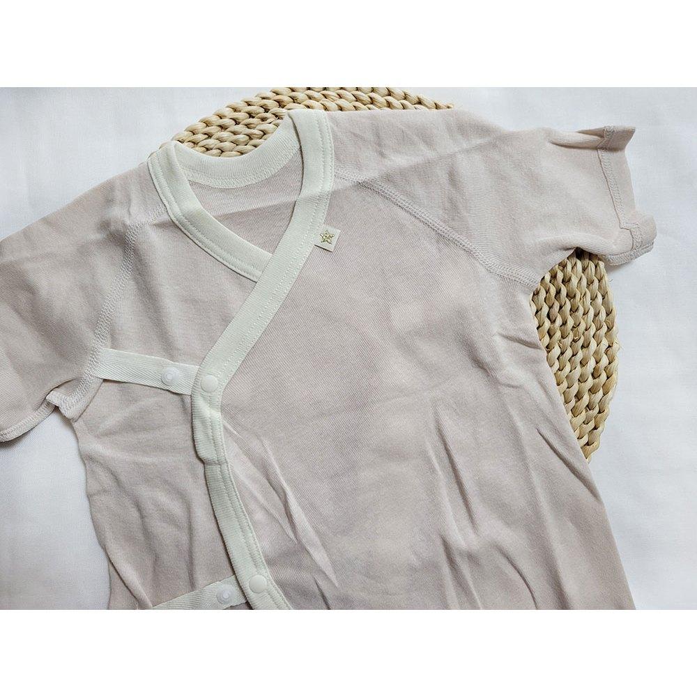 【日本進口🍭50~60cm】新生兒開襟半袖蝴蝶衣 2件組 100%純棉 日本西松屋 奶茶色 星星 短袖 新生兒開襟衣-細節圖5