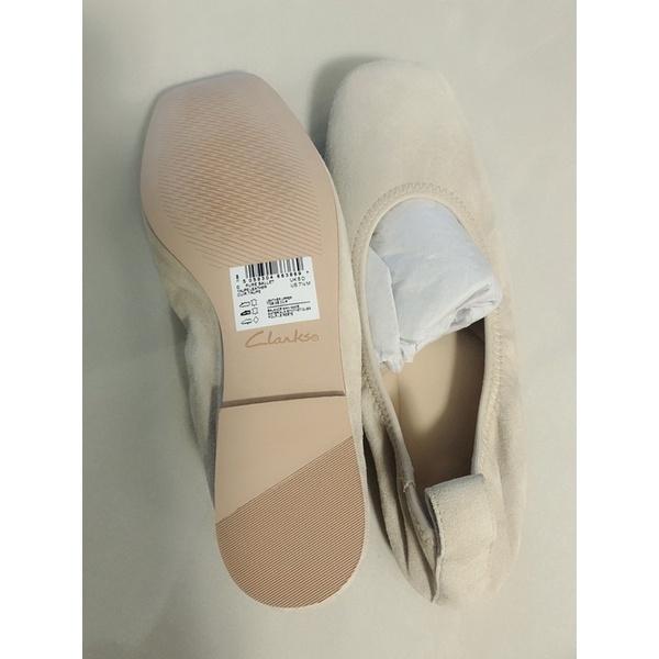 ❤️2days國際美妝精品❤️開發票英國經典 Clarks Originals Desert 女鞋 奶茶麂皮娃娃鞋芭蕾鞋-細節圖2