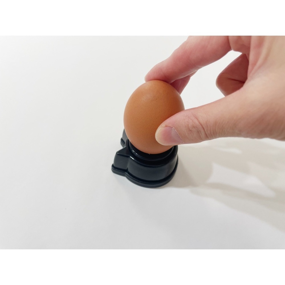 [MBB🇯🇵現貨附發票]日本 DAISO 大創 貓造型磁吸式水煮蛋 打孔器 貓咪-細節圖2