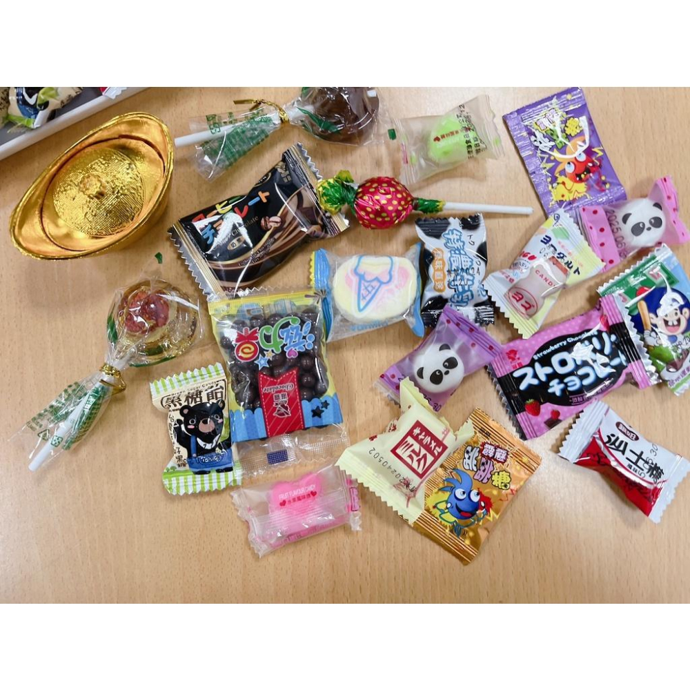 超值過年糖果組 650克綜合糖果 金元寶 束口袋 乖乖軟糖 滋露巧克力 梅心棒 過年 糖果 送禮-細節圖2